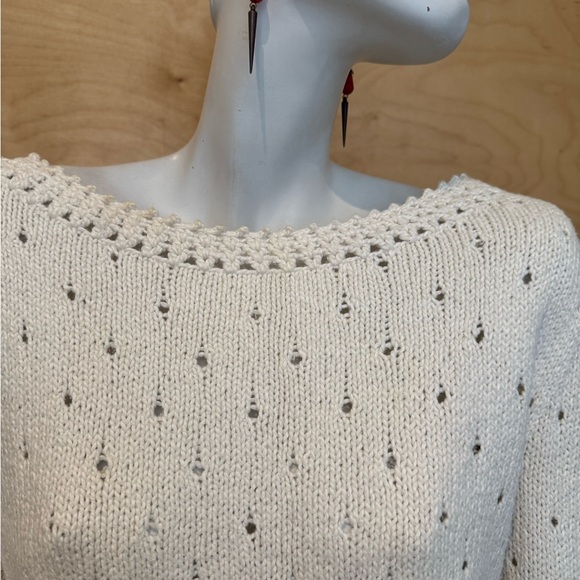 Cozy perforated knitted sweater - Picture 4 of 10